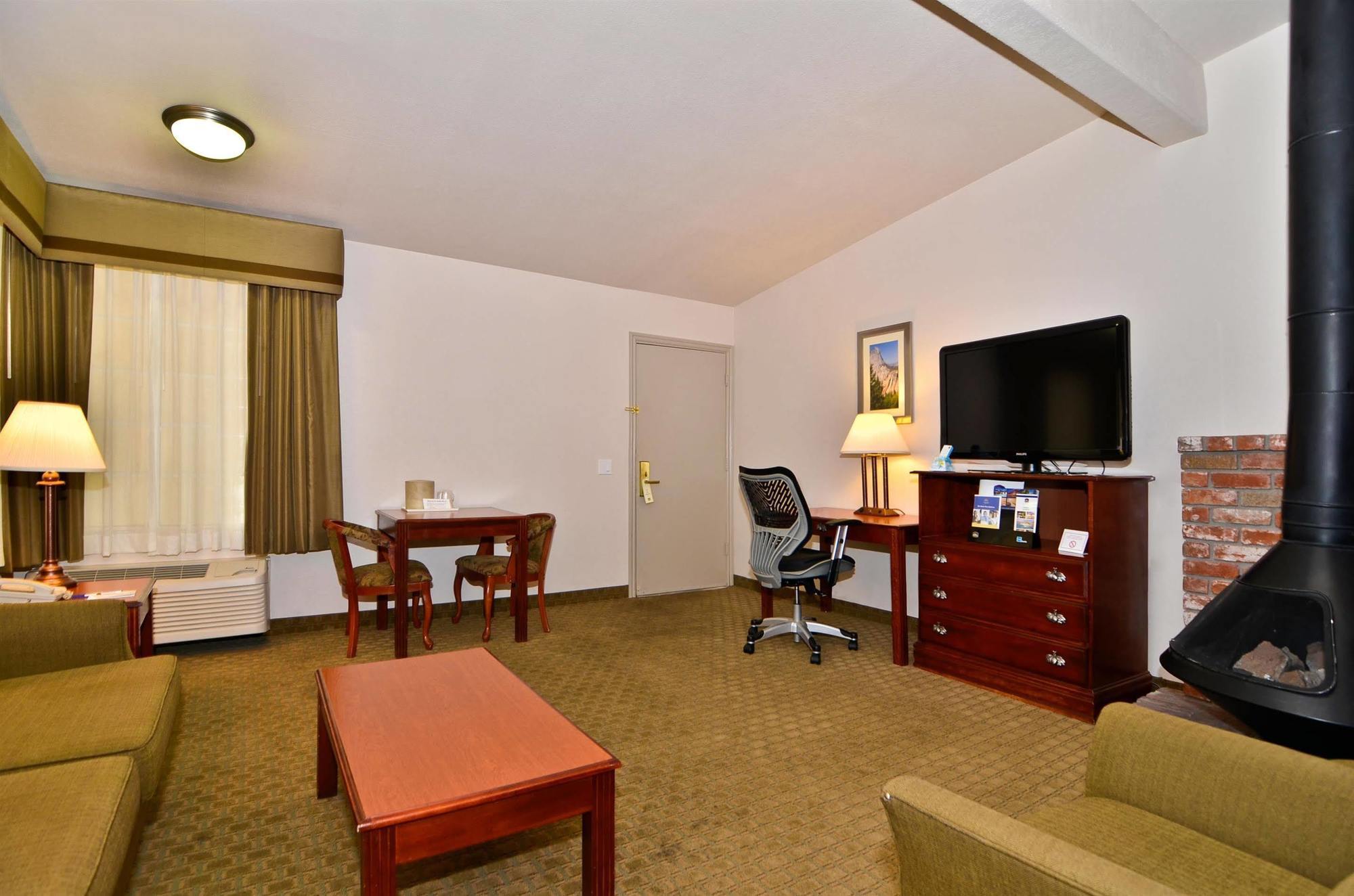 Best Western Bishop Lodge Екстер'єр фото